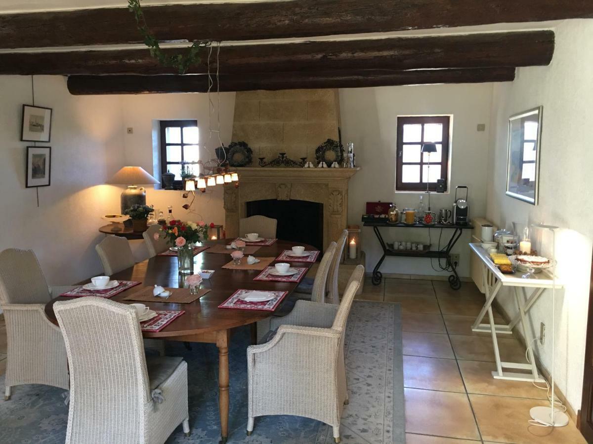 Noves Villa Mas St Jean מראה חיצוני תמונה